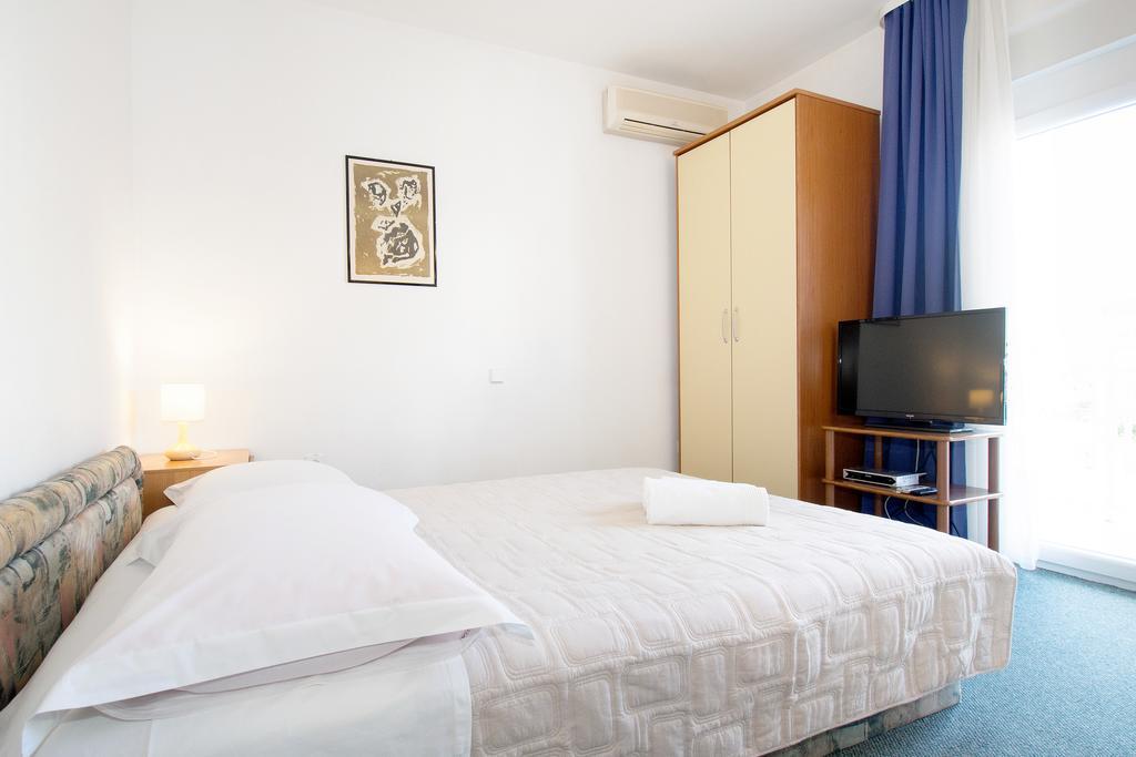 Beach Guesthouse Mediteran Podstrana Cameră foto